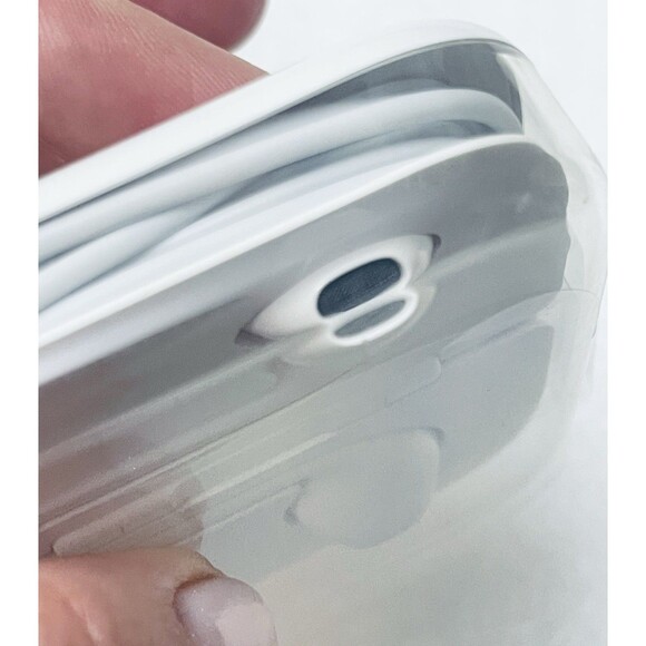 Authentic Apple Accessories Lightning Cables Power Adapters AUX Earbuds NEW - Picture 9 of 9